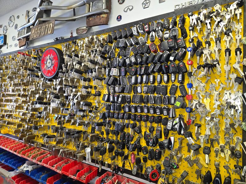 Hundreds of key blanks and remotes
